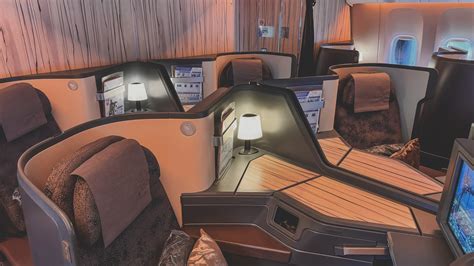 Guide to China Airlines Business Class: Fly High with Taiwan's Best.